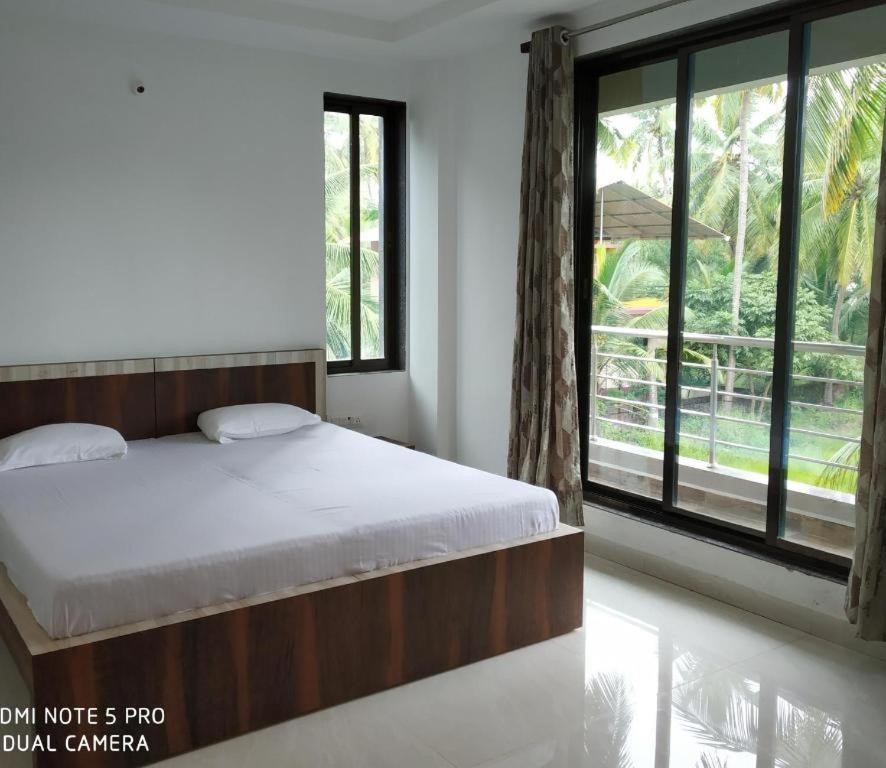 The Mangrove Hotell Achra Exteriör bild